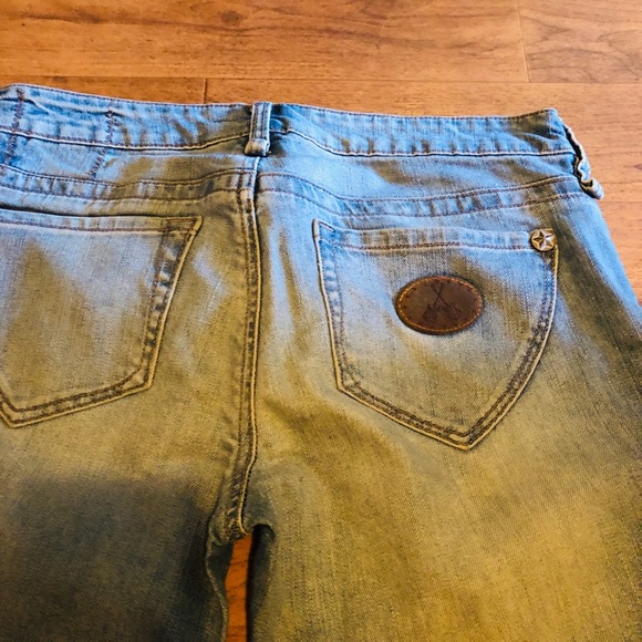 🔐BCBGirls jeans🔐 - Picture 5 of 5